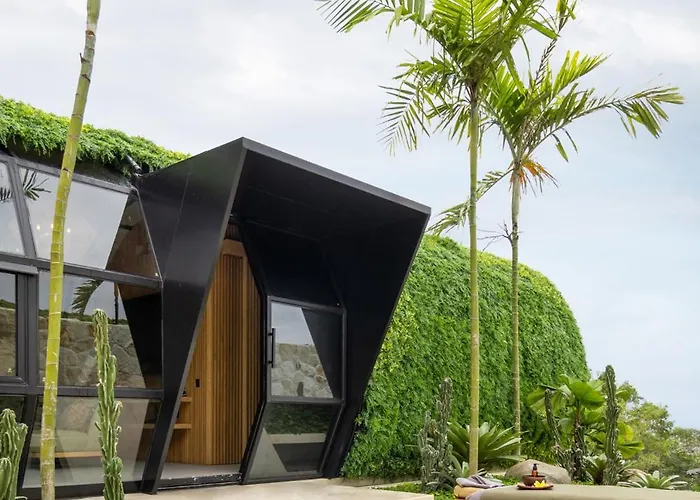 Airship Bali By Alex *